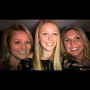 Meet your Posher, Macy